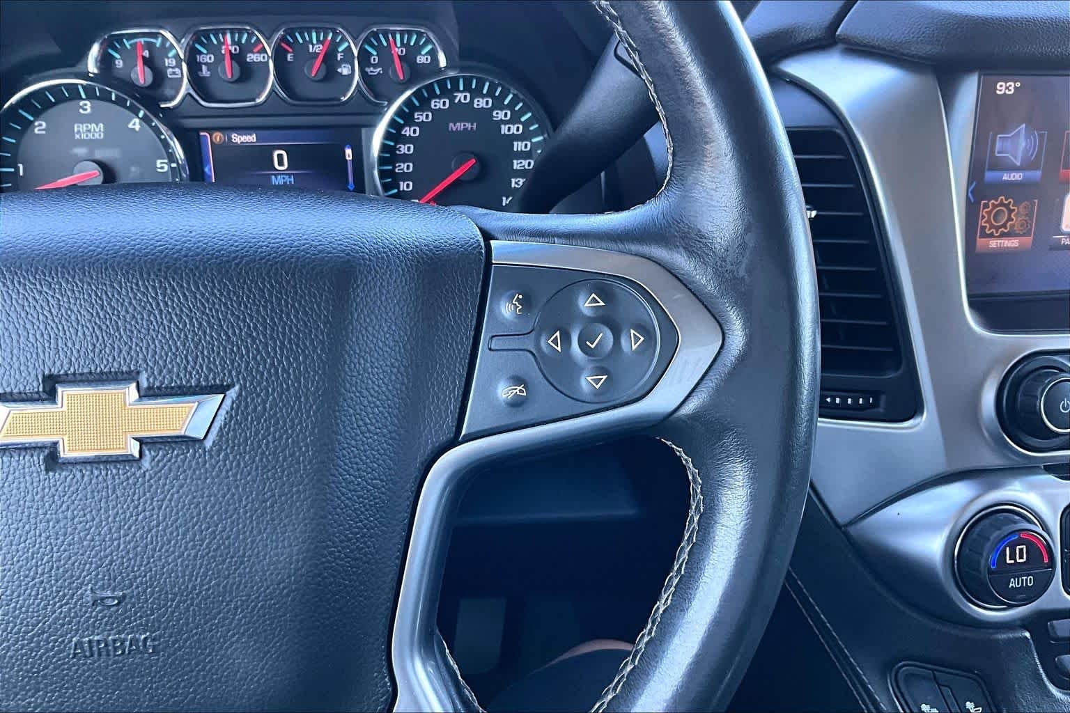Used 2015 White Diamond Tricoat Chevrolet LT image 24