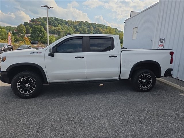 Used 2023 White Chevrolet ZR2 image 4