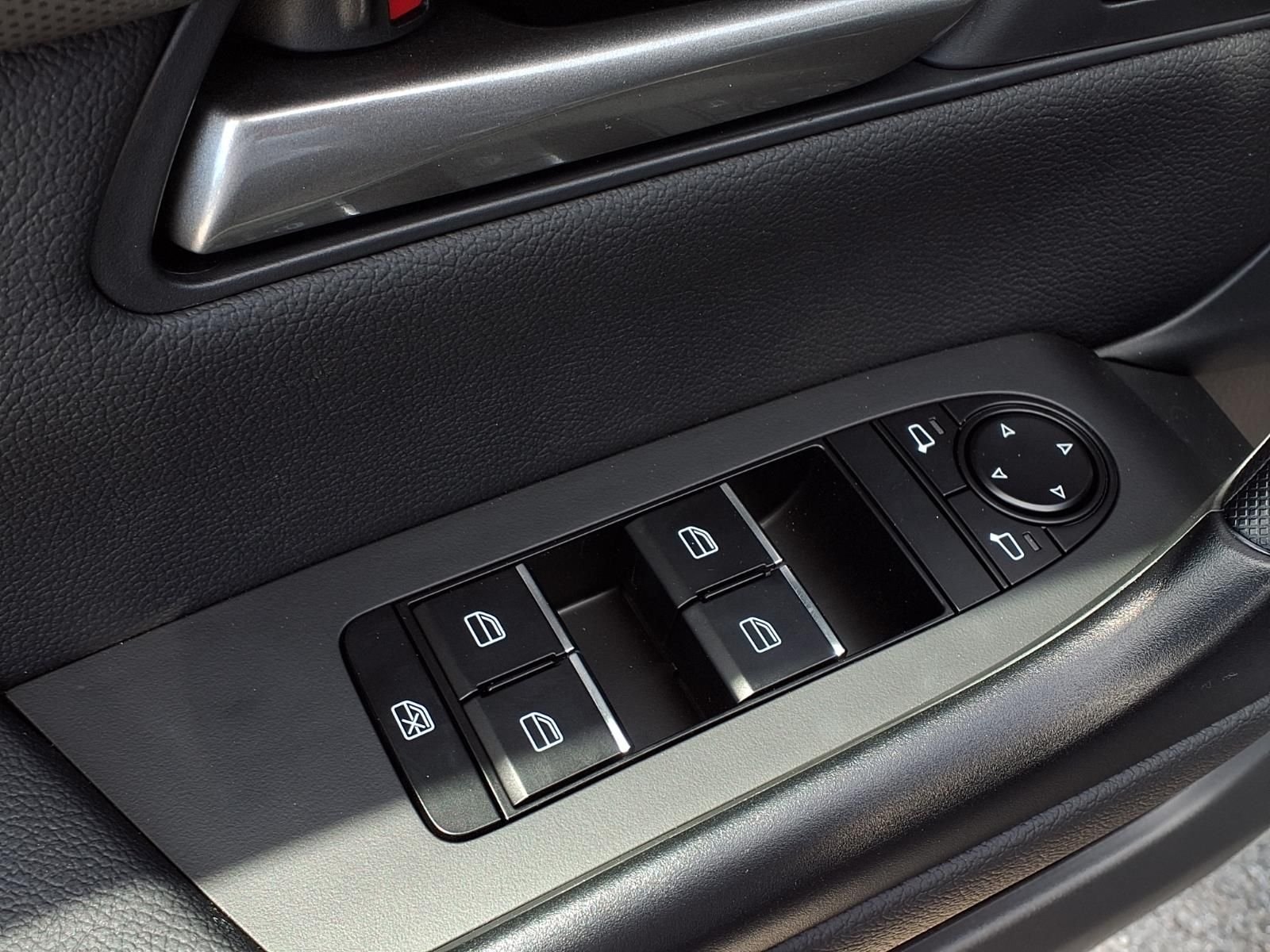 2026 Mazda CX-50 Preferred - Photo 17