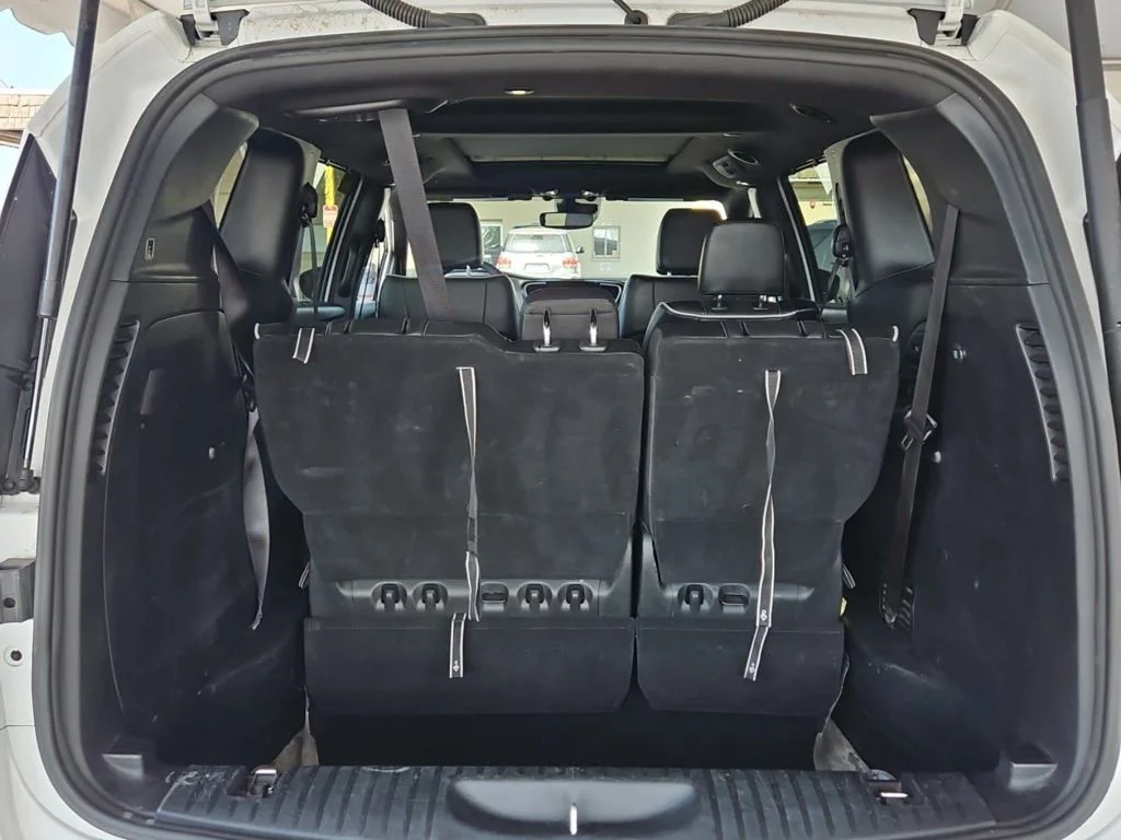 Used 2025 White Chrysler Limited image 6