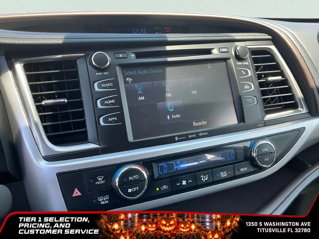 Used 2018 Red Toyota LE Plus image 29