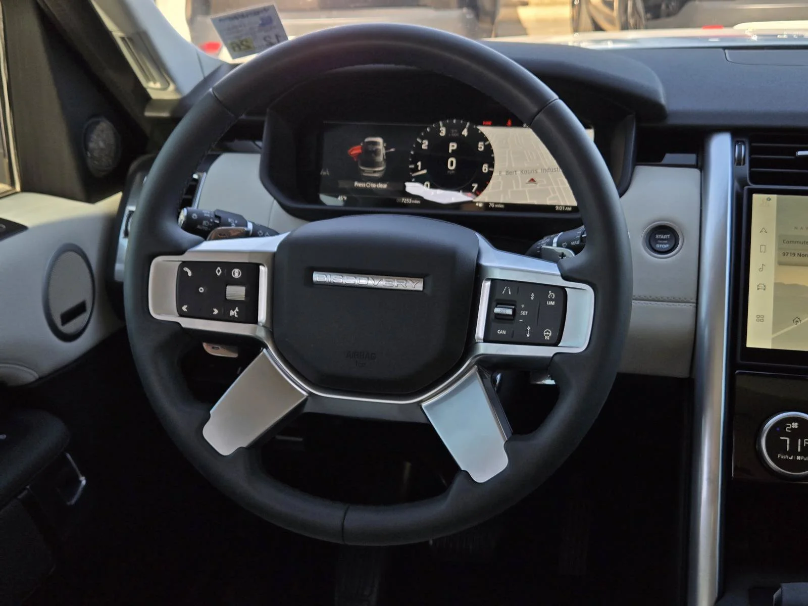Certified Used 2025 Fuji White Land Rover S image 23