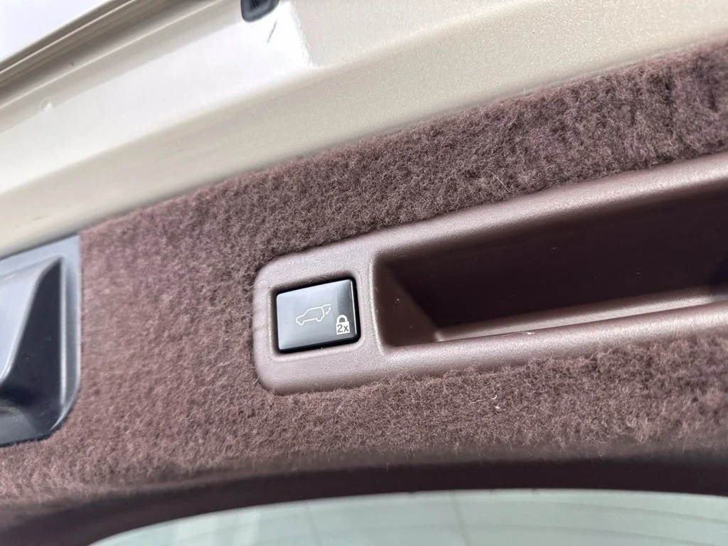 Used 2016 Beige Lexus 350 image 42