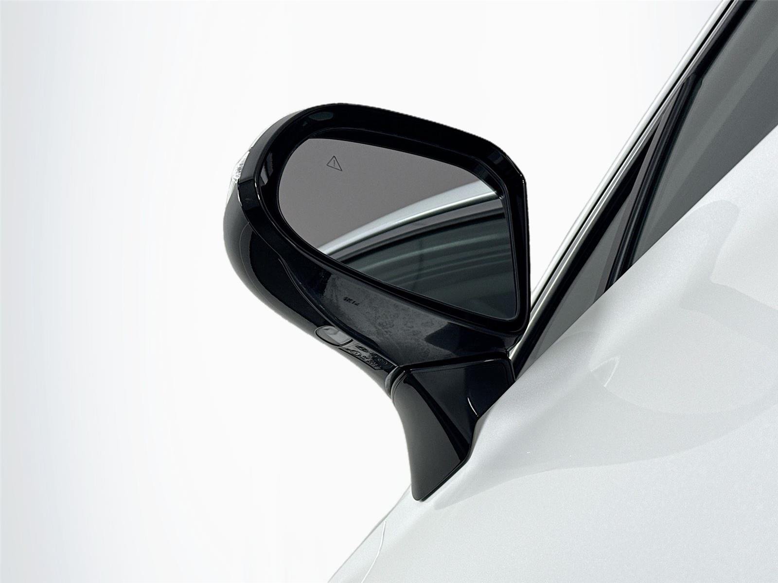 Used 2022 Quartz White Hyundai SEL Premium image 5