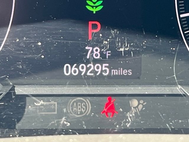 Used 2018 Lunar Silver Metallic Honda Touring image 24