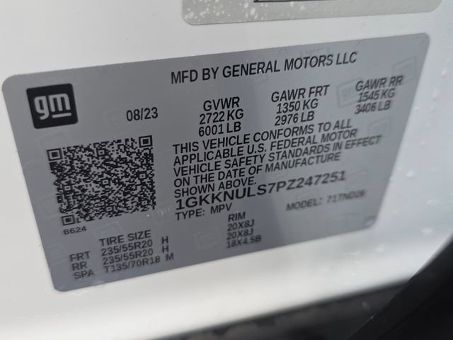 Used 2023 Summit White GMC SLT image 38