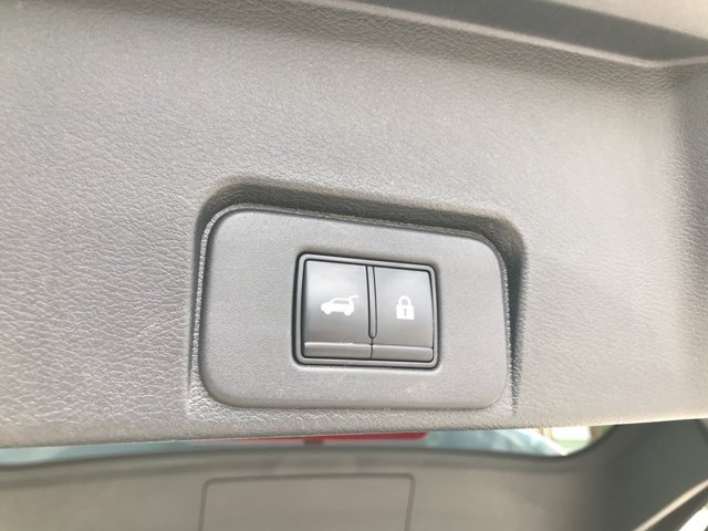 Certified Used 2021 Boulder Gray Pearl Nissan Platinum image 28