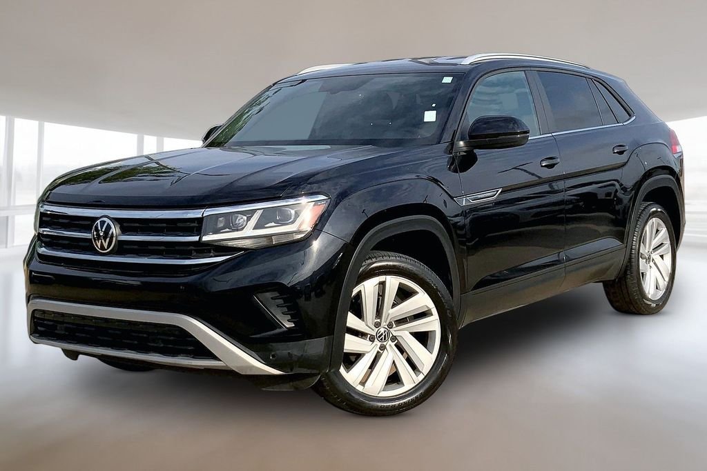 Used 2020 Black Volkswagen 3.6L V6 SE w/Technology image 1