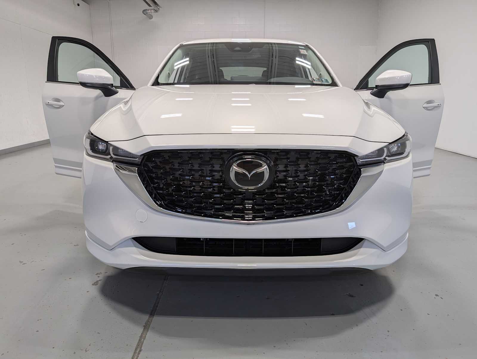 Used 2025 Rhodium White Metallic Mazda 2.5 S Preferred Package image 15