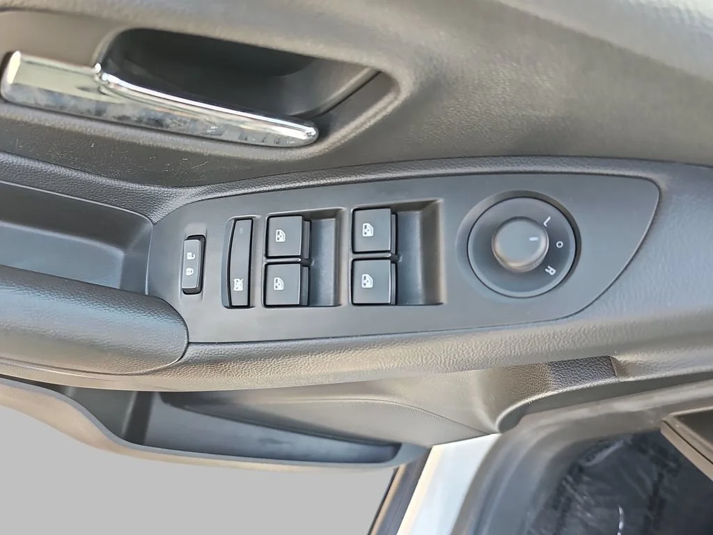 Certified Used 2019 SUMMIT WHITE Chevrolet LT image 32