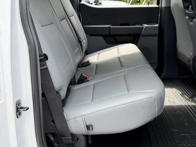 New 2026 Oxford White Ford XL image 14
