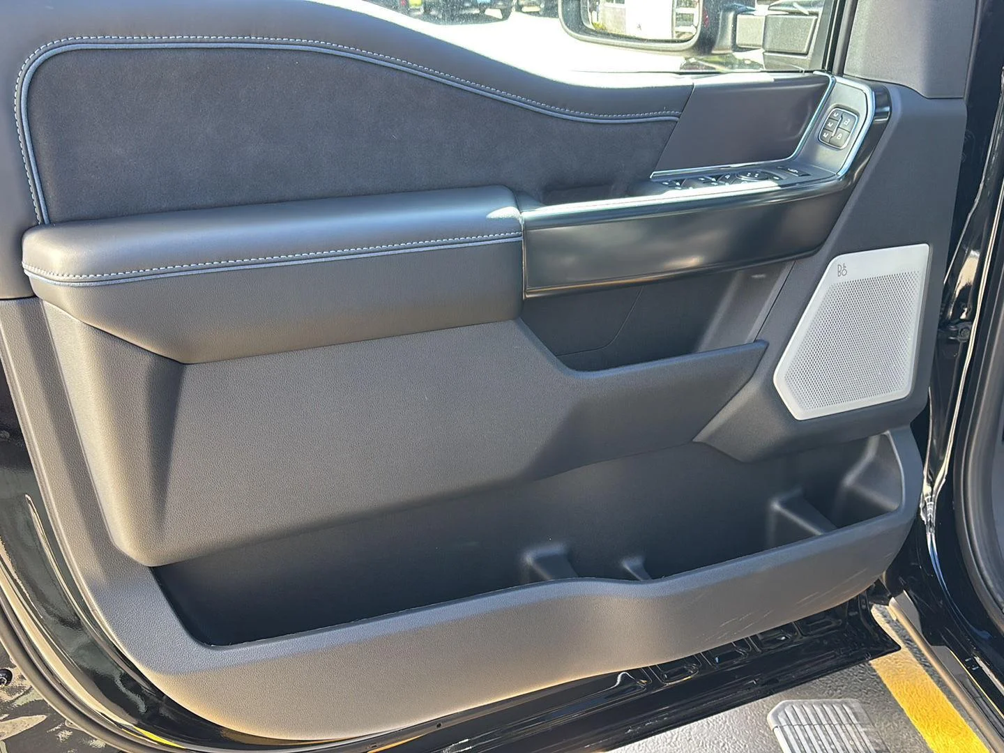 New 2026 Agate Black Metallic Ford F-350® Platinum® image 13