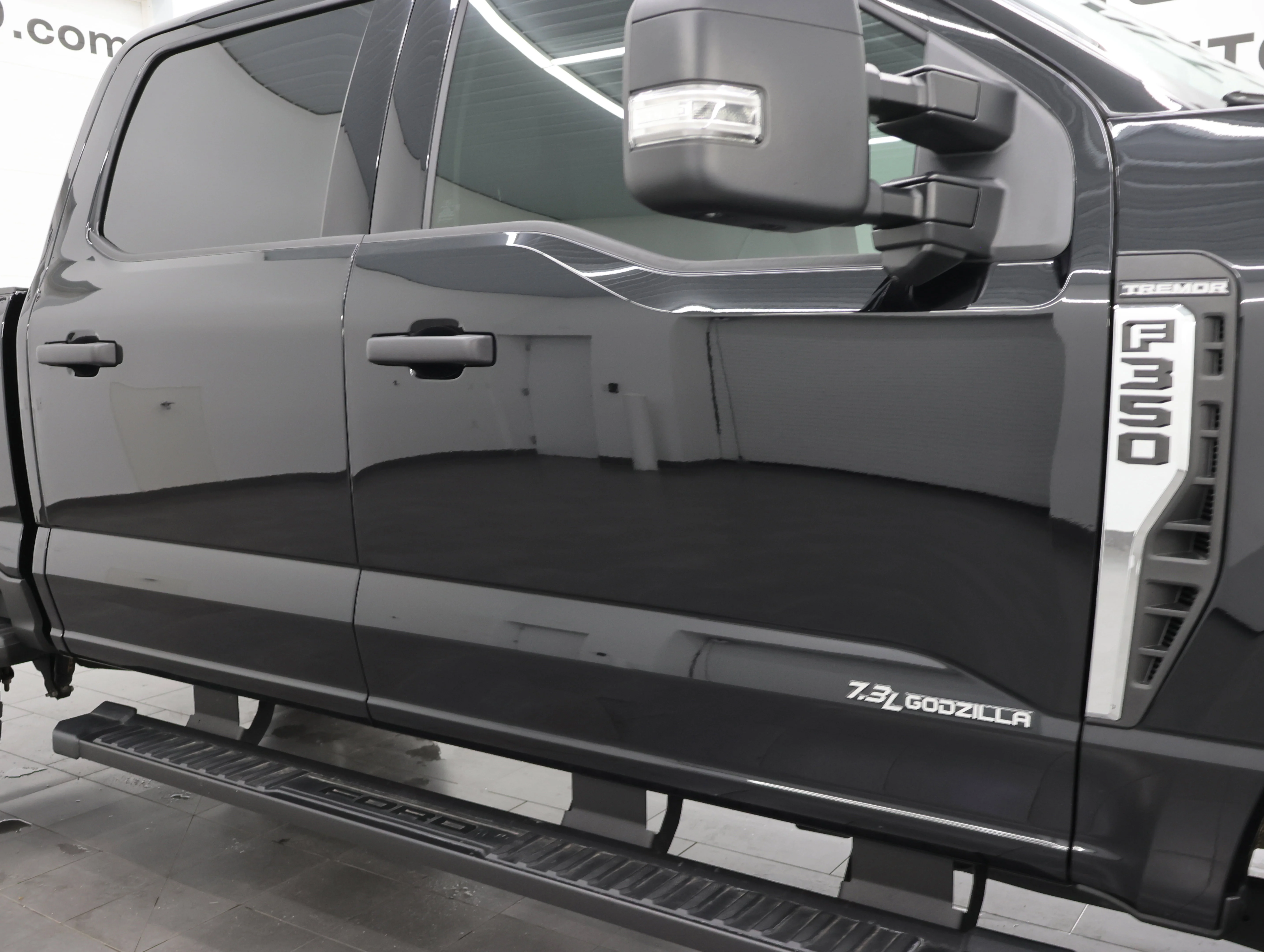 2025 Ford F-350 Super Duty XLT - Photo 22