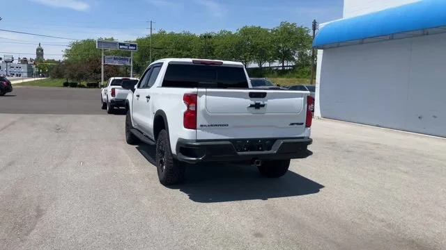 2025 Chevrolet Silverado 1500 ZR2 - Photo 7