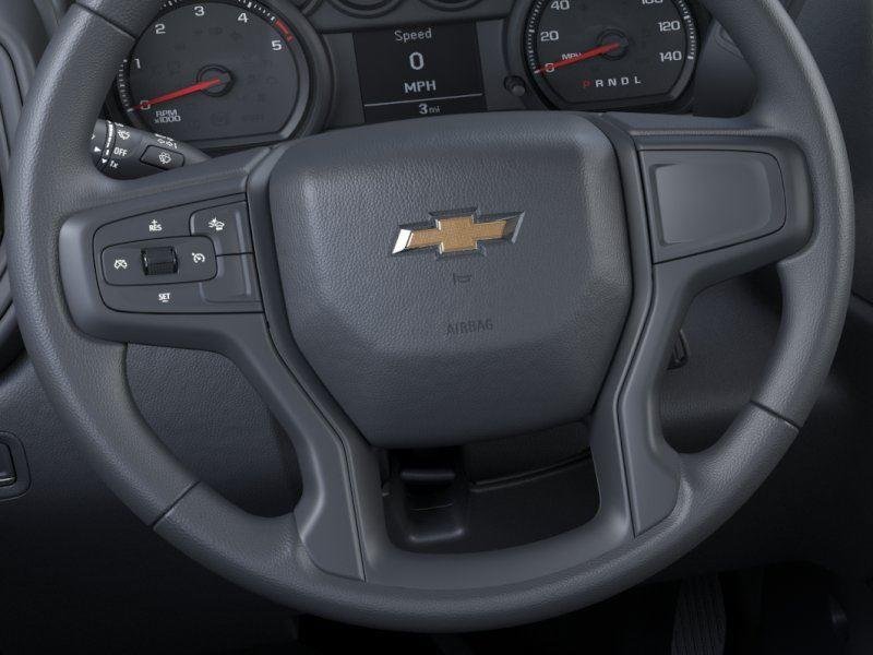 New 2026 Summit White Chevrolet Work Truck image 19