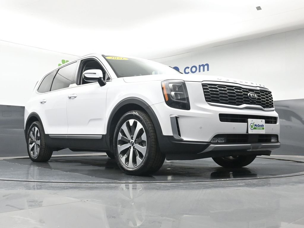 Used 2021 White Kia SX image 29