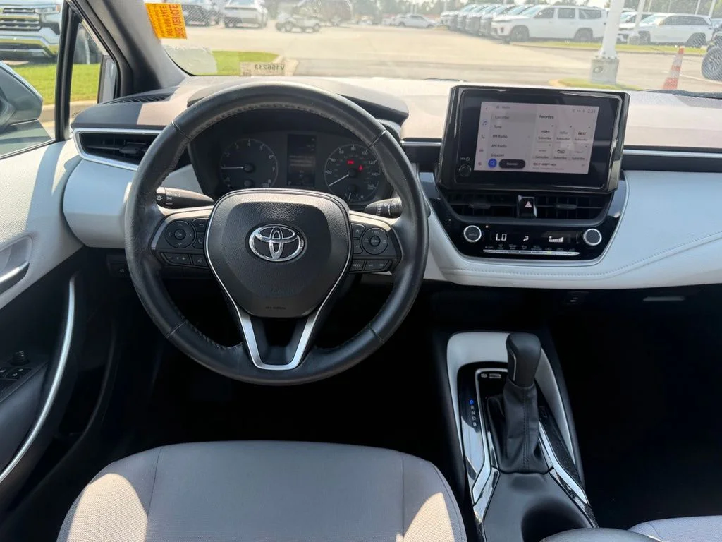 Used 2023 Gray Toyota SE image 8