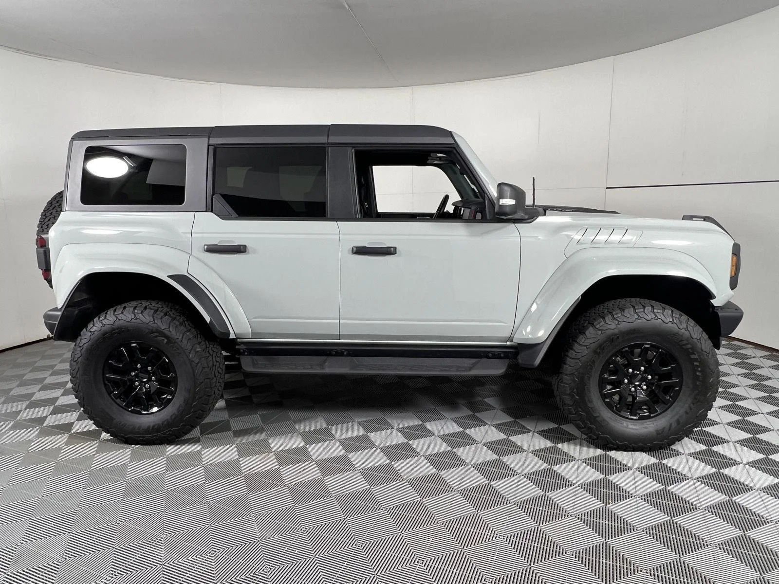 Used 2024 Cactus Gray Ford Raptor image 11