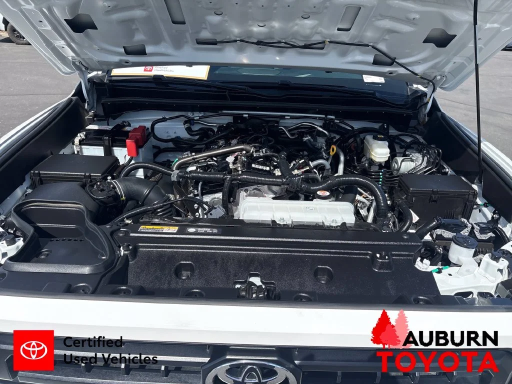Certified Used 2025 Ice Cap Toyota SR5 image 29