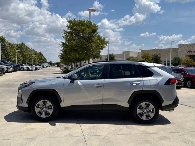 Certified Used 2025 SILVER SKY METALLIC Toyota XLE image 8