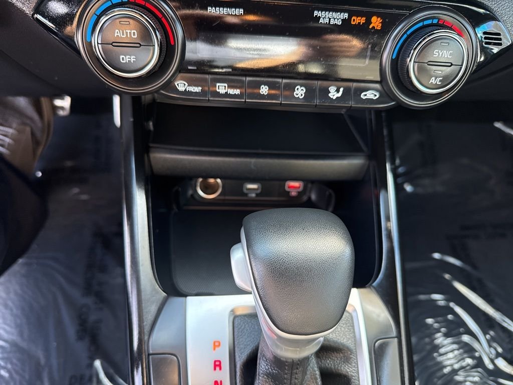 Used 2023 Blue Kia GT-Line image 29