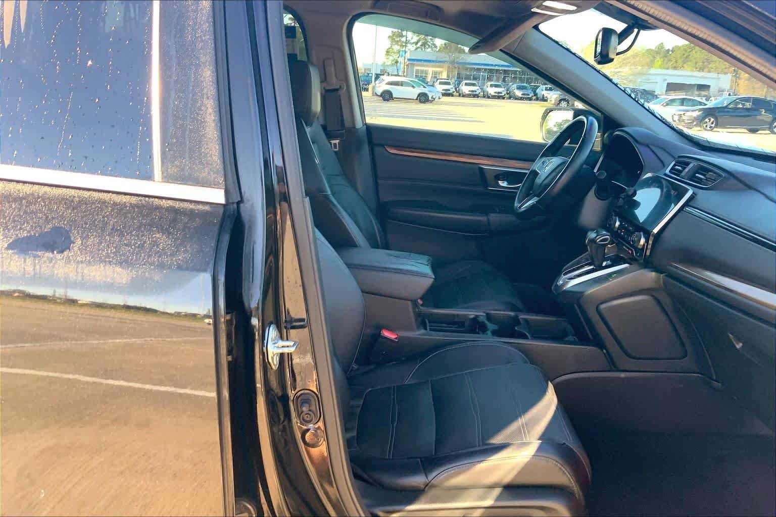 Used 2018 Crystal Black Pearl Honda EX-L image 9