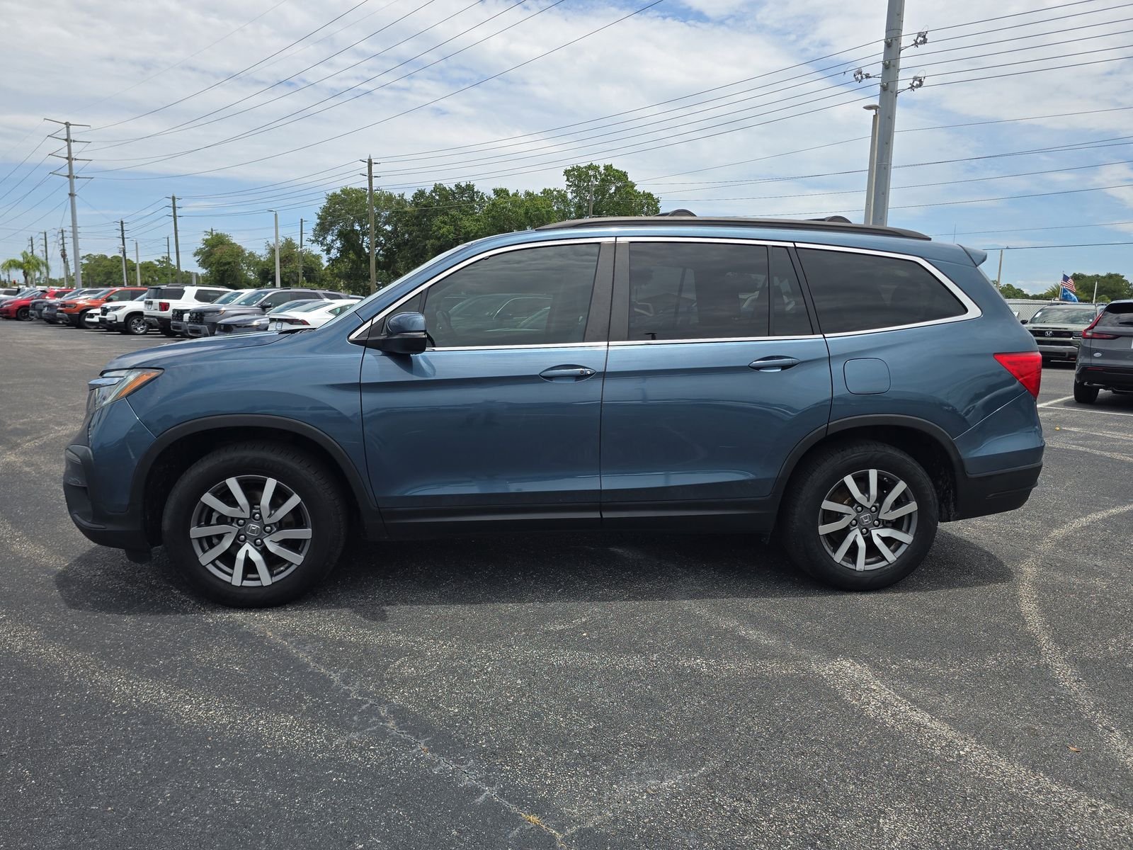 Used 2021 Gray Honda EX image 6