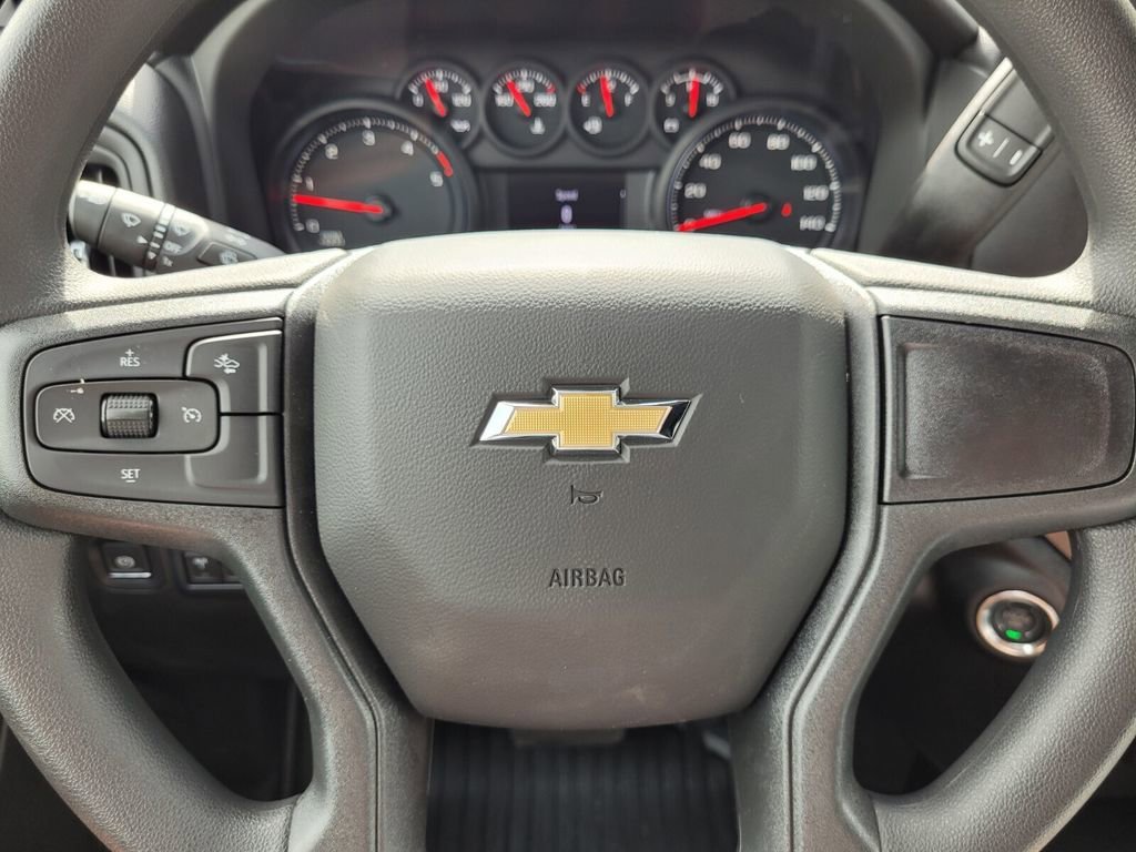 New 2025 Summit White Chevrolet Work Truck image 21