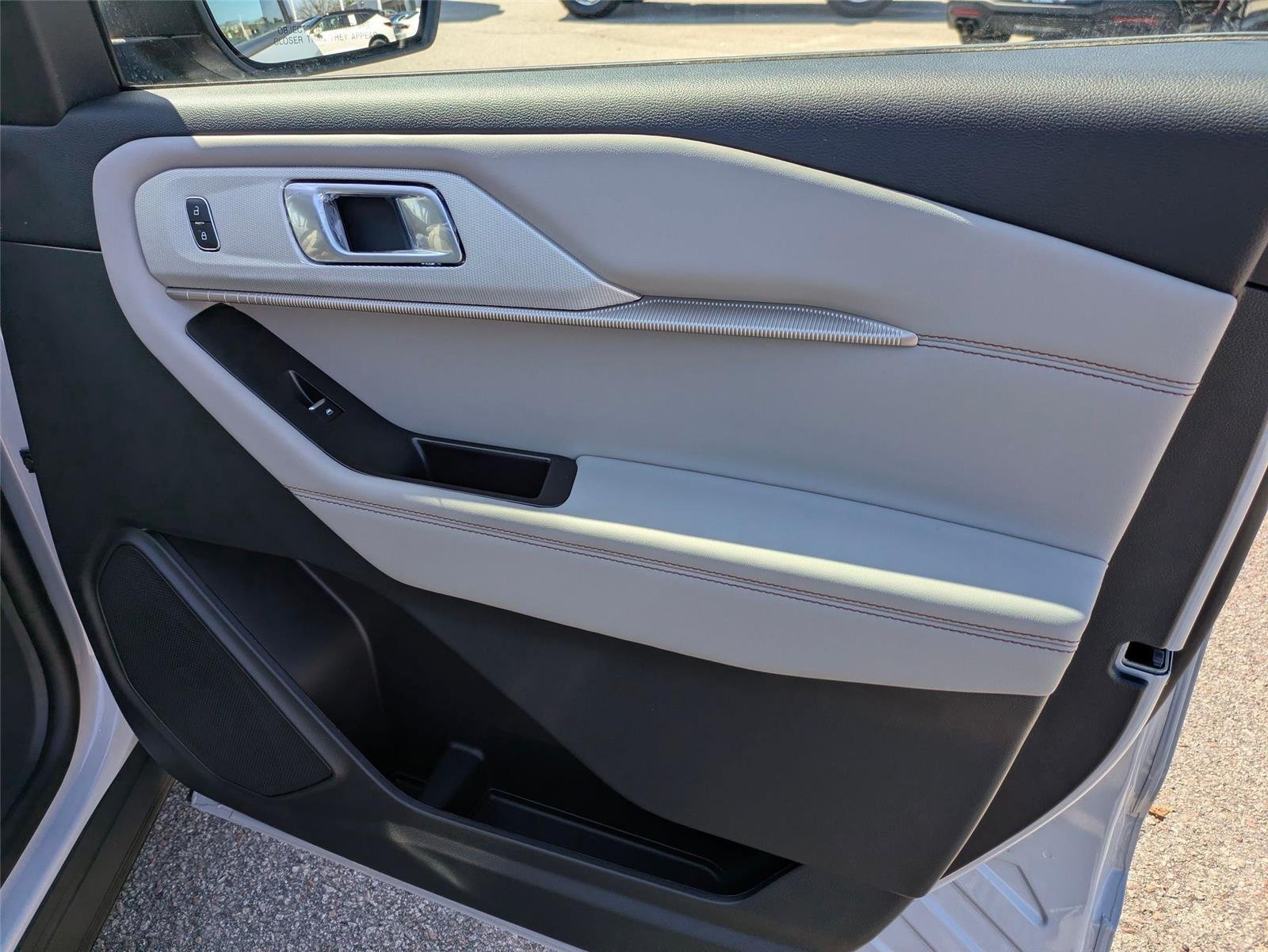 New 2026 Space White Metallic Ford Active image 32