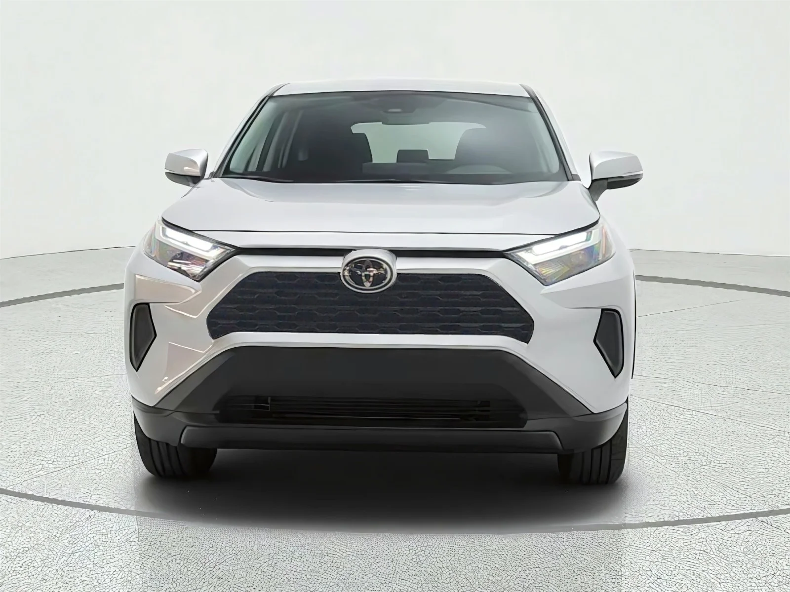 Used 2025 Silver Sky Metallic Toyota LE FWD (Natl) image 2