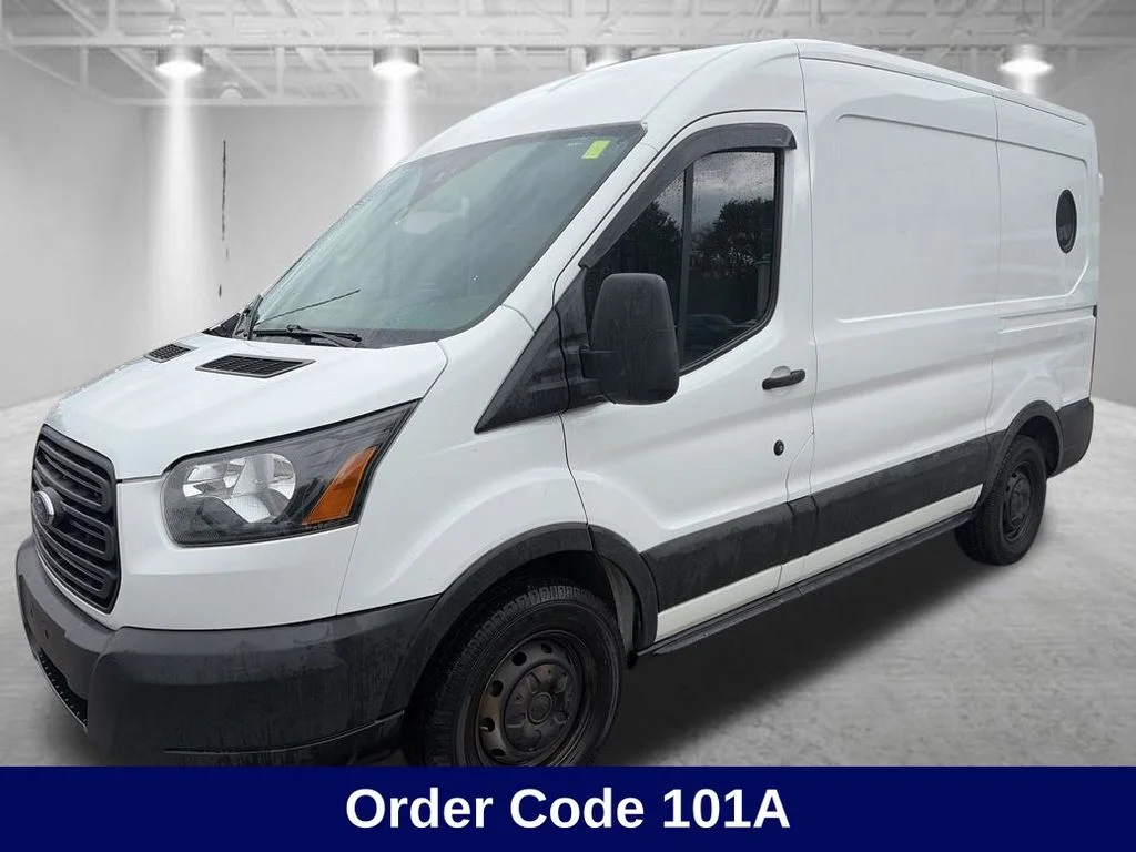 Certified Used 2019 Oxford White Ford Base image 2