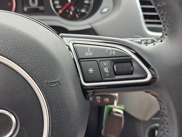 Used 2018  Audi 2.0T Premium image 25