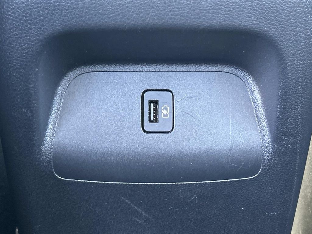 Used 2020 Gray Nissan SV image 18
