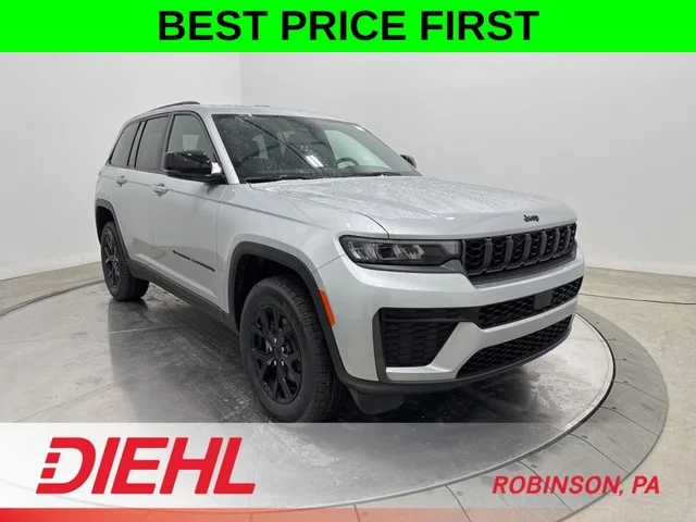 2026 Jeep Grand Cherokee Laredo