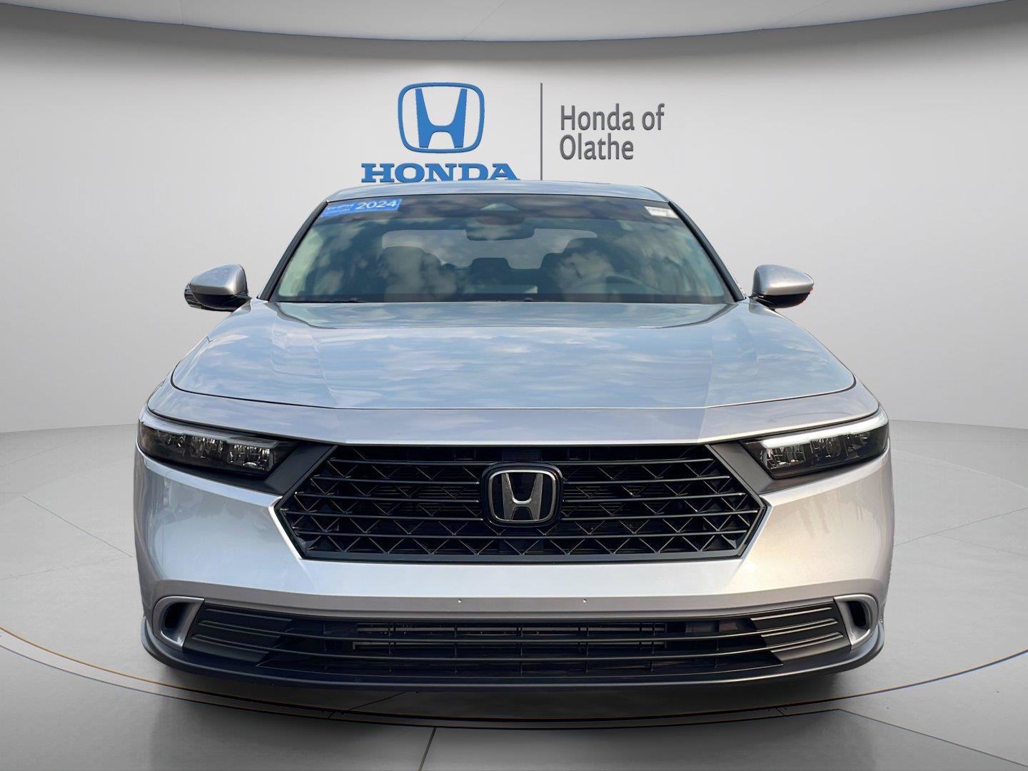 Certified Used 2024 Solar Silver Metallic Honda 1.5T EX image 34