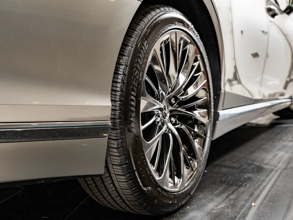 Used 2023 Atomic Silver Lexus 500 image 51