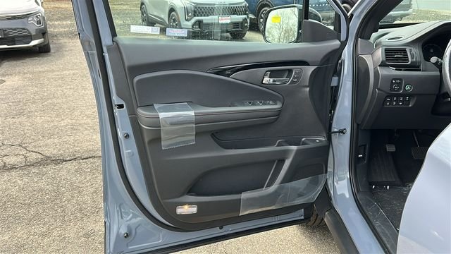 New 2026 Sonic Gray Pearl Honda Black Edition Two-Tone image 8