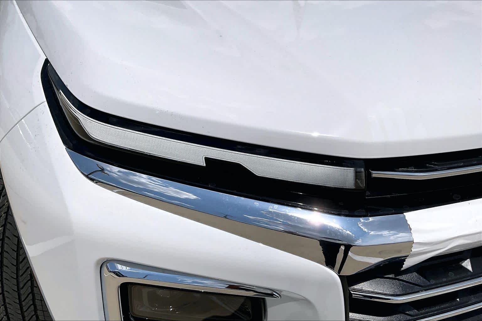 2026 Chevrolet Traverse LT - Photo 13