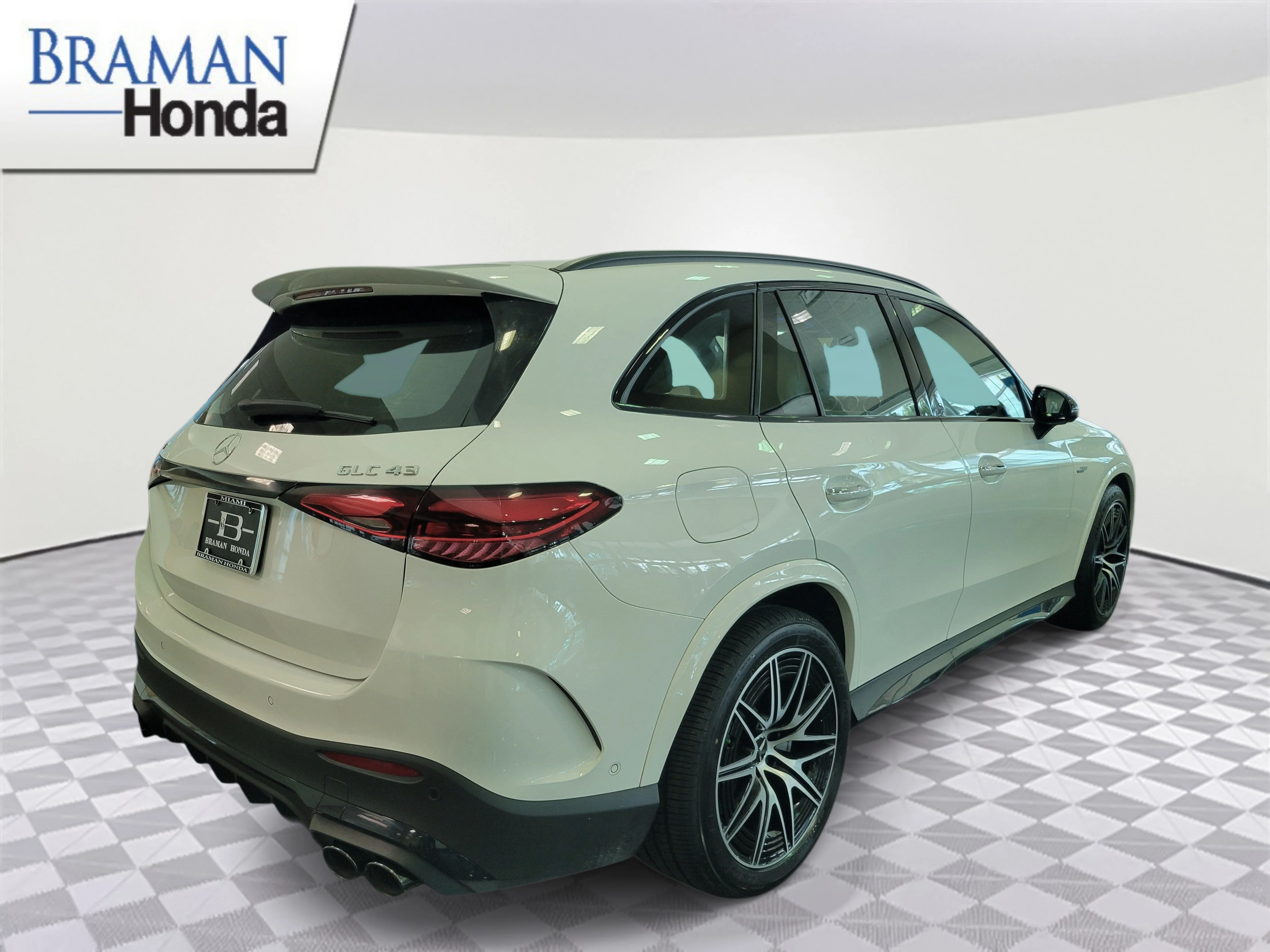 Used 2025 Polar White Mercedes-Benz GLC 43 AMG® image 3
