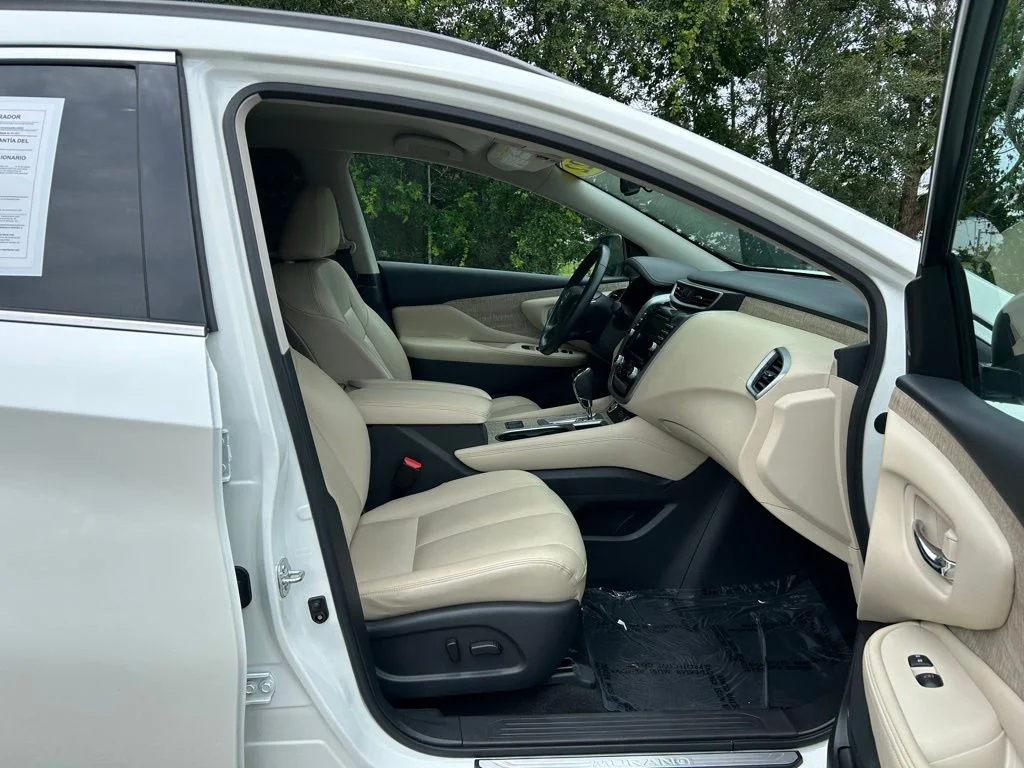 Used 2022 Pearl White Tri-Coat Nissan SV image 39