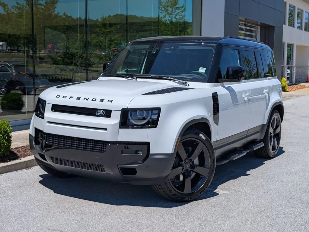 2026 Land Rover Defender 110 S P300's photo