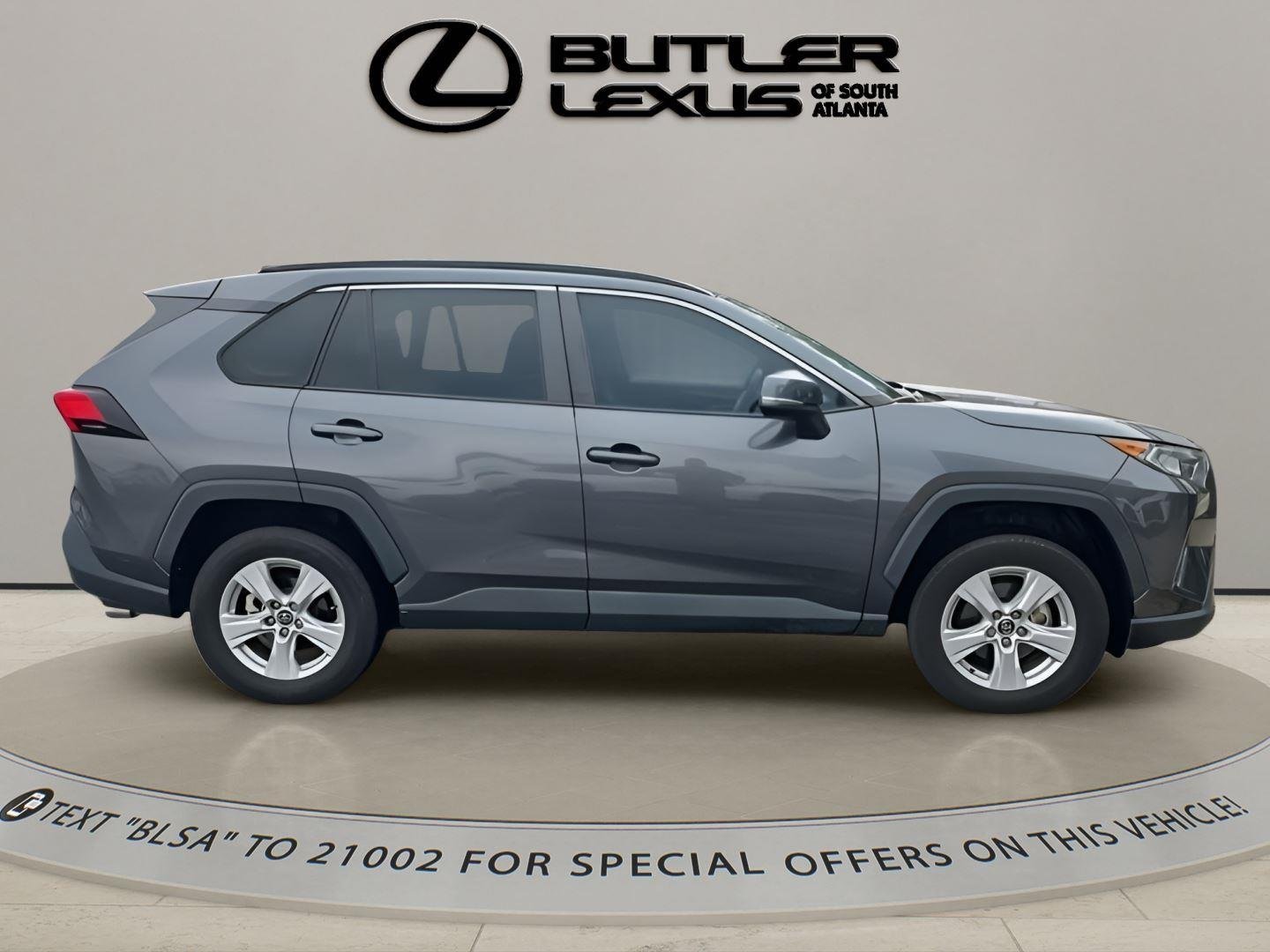 Used 2020 Magnetic Gray Metallic Toyota XLE image 3