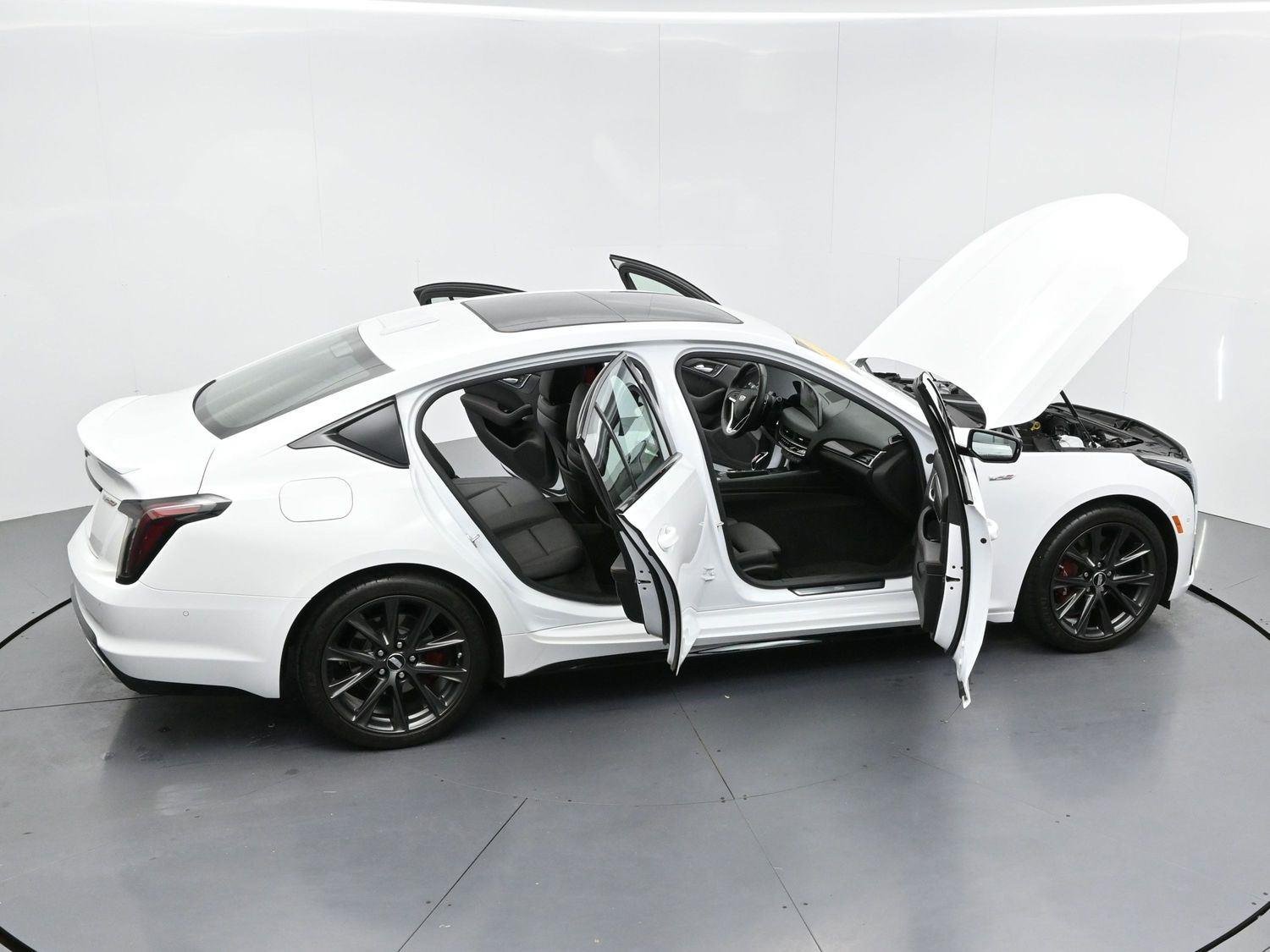 Used 2025 Summit White Cadillac V-Series image 40