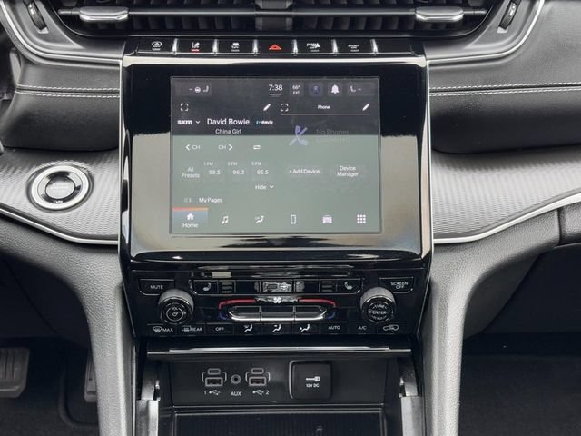 2023 Jeep Grand Cherokee Altitude - Photo 14