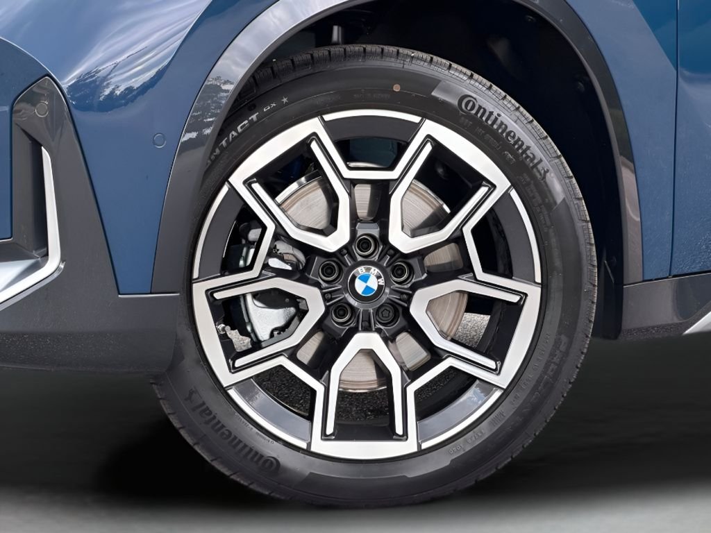 Used 2026 Night Dusk Blue Metallic BMW xDrive28i image 28