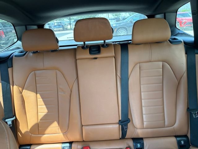 Used 2019 White BMW sDrive30i image 25