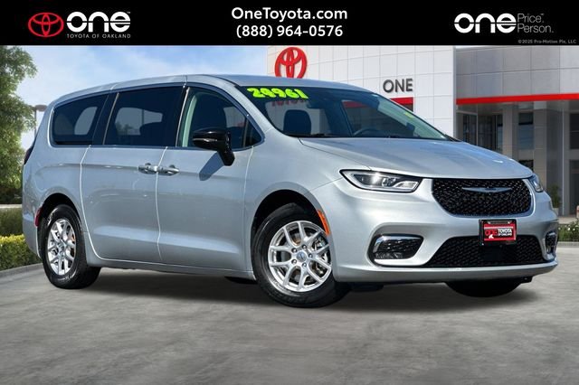 2024 Chrysler Pacifica