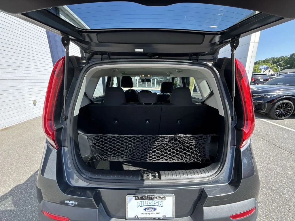 Used 2020 Gray Kia X-Line image 19