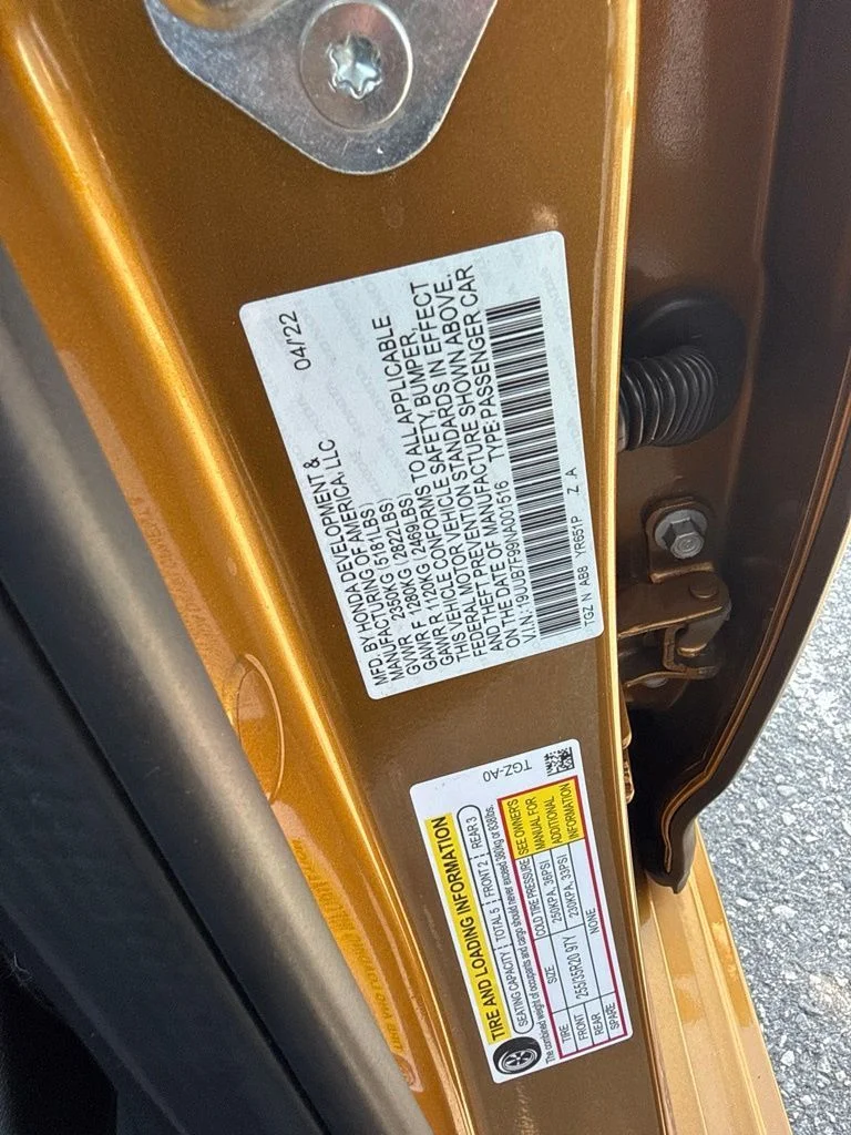 Used 2022 Gold Acura Type S image 27