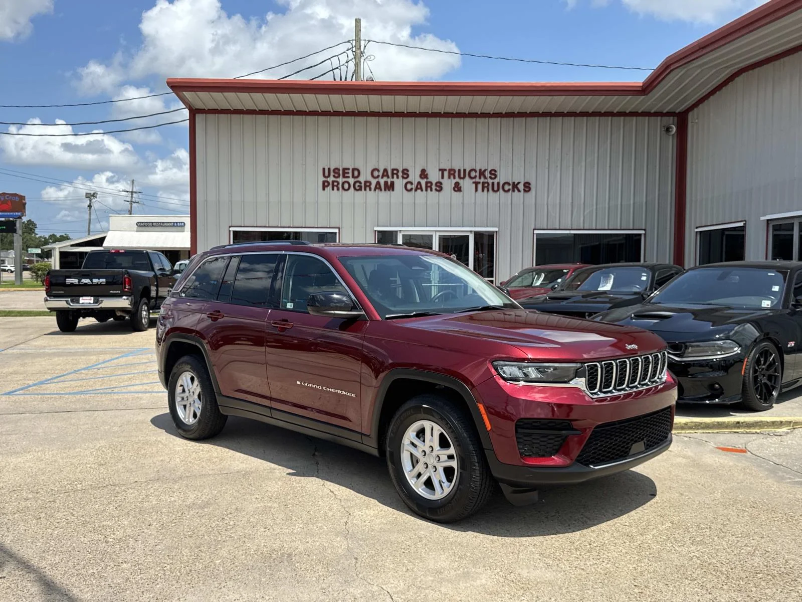 2024 Jeep Grand Cherokee Laredo